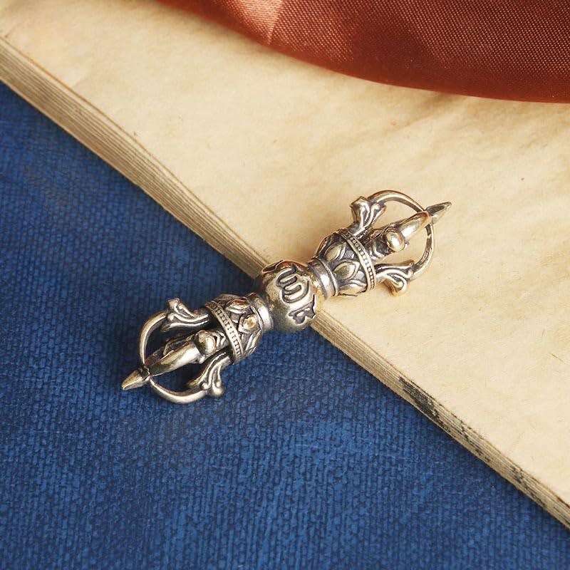 4Pcs Pure Brass Six-Character Mantra Vajra One-Word Drop Magic Pestle Vajra Prong Esoteric Body Protection Device for Men and Women Creative Retro Key Chain Pendant