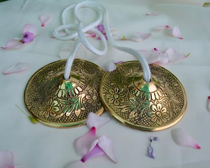Brass Manjira Cymbals 2.5 Inch 250g Pair – Hand Finger Percussion Instrument for Kirtan, Bhajan, Pooja, Aarti, Temple Worship, Yoga & Meditation | Traditional Indian Manjeera Tingsha Style Cymbals