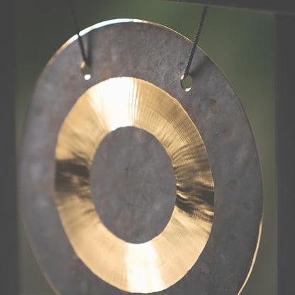 Woodstock Wind Chimes Desk Gong, Brass Hand-Hammered Bronze, Medium 12 - Inch Tall, for Meditation, Yoga, Classrooms, Offices, Great for Awareness, Relaxation - color: Black/Bronze, style: Desk