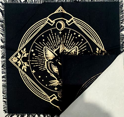 Altar Cloth Golden Lucky Free Wild Owl Witchcraft Alter Tablecloth Tarot Spread pegan Top Cloth Wicca Square Wiccan Spiritual Sacred Table Tapestry Cloth (The wolf, 18 x 18 Inches) - color: The Wolf, size: 18" x 18" (Square)
